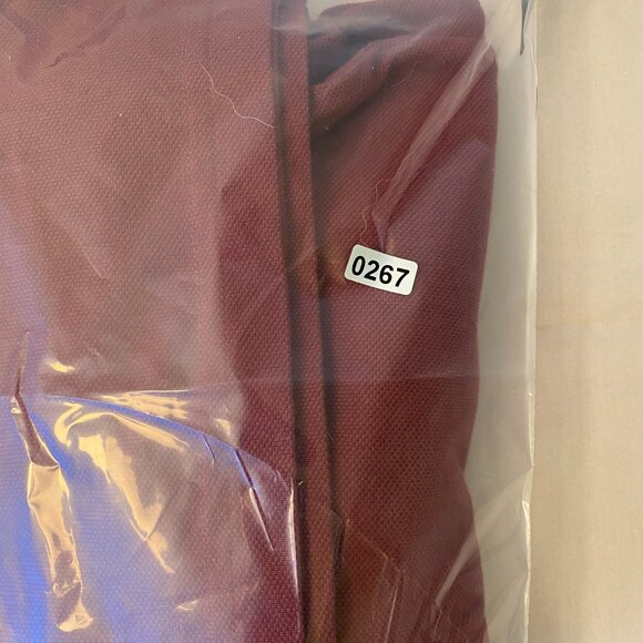 EUC Mens Amazon Essential Maroon Short Sleeved Pullover Shirt Size Small - Picture 11 of 11